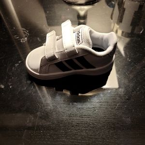 Adidas baby tennis shoes